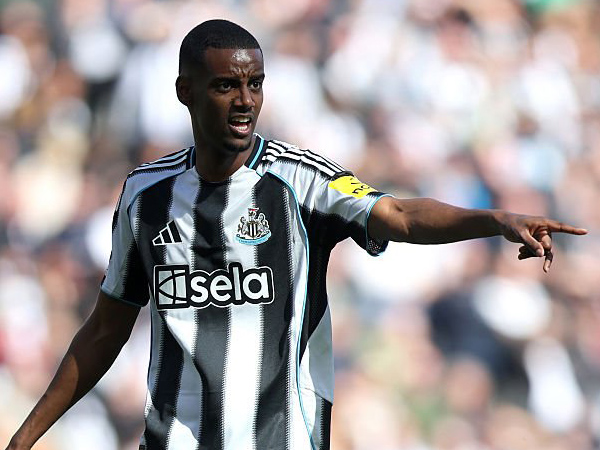 Liverpool Siapkan Tawaran Pemain Plus Uang untuk Alexander Isak